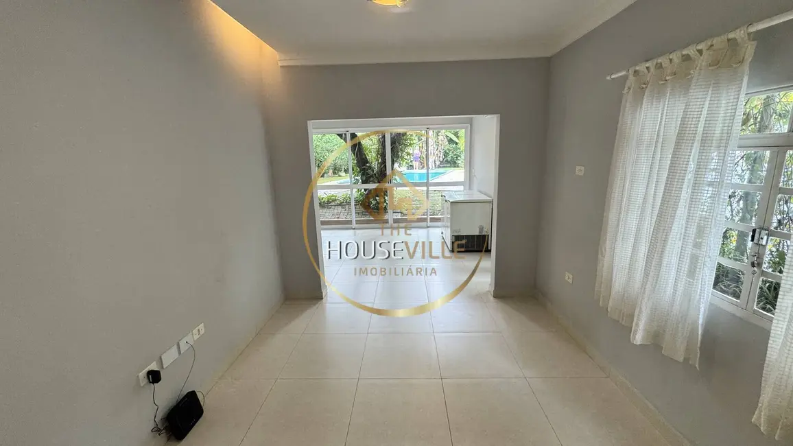 Casa com 4 quartos à venda, 1567m2 em Sao Jose Dos Campos - SP - imagem 4 Foto 4 de Casa com 4 quartos à venda, 1567m2 em Sao Jose Dos Campos - SP