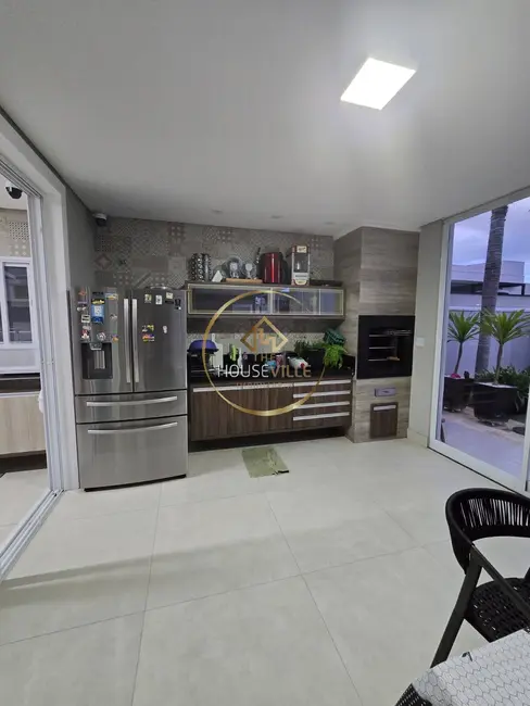 Casa de Condomínio com 5 quartos à venda, 430m2 em Sao Jose Dos Campos - SP - imagem 5 Foto 5 de Casa de Condomínio com 5 quartos à venda, 430m2 em Sao Jose Dos Campos - SP