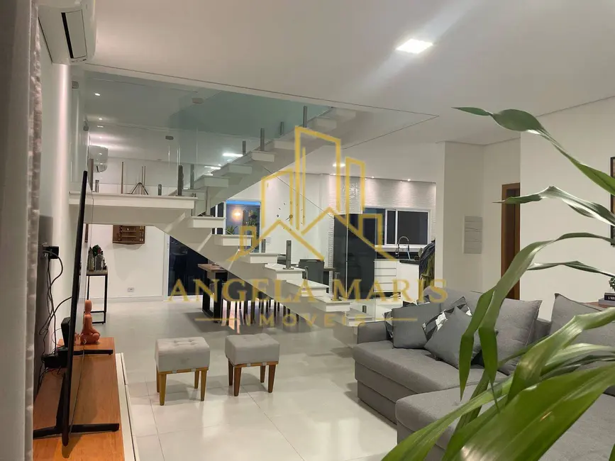 Foto 1 de Casa de Condomínio com 3 quartos à venda, 252m2 em Sao Jose Dos Campos - SP