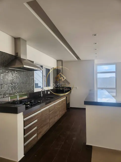 Casa de Condomínio com 4 quartos à venda e para alugar, 450m2 em Sao Jose Dos Campos - SP - imagem 3 Foto 3 de Casa de Condomínio com 4 quartos à venda e para alugar, 450m2 em Sao Jose Dos Campos - SP