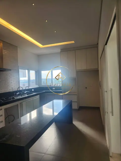 Casa de Condomínio com 4 quartos à venda e para alugar, 450m2 em Sao Jose Dos Campos - SP - imagem 7 Foto 7 de Casa de Condomínio com 4 quartos à venda e para alugar, 450m2 em Sao Jose Dos Campos - SP