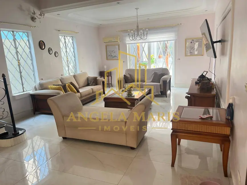 Foto 2 de Casa com 4 quartos à venda, 296m2 em Sao Jose Dos Campos - SP