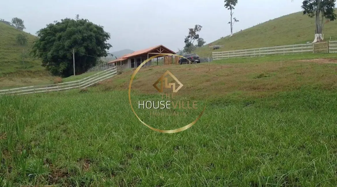 Chácara com 2 quartos à venda, 12000m2 em Paraibuna - SP - imagem 2 Foto 2 de Chácara com 2 quartos à venda, 12000m2 em Paraibuna - SP