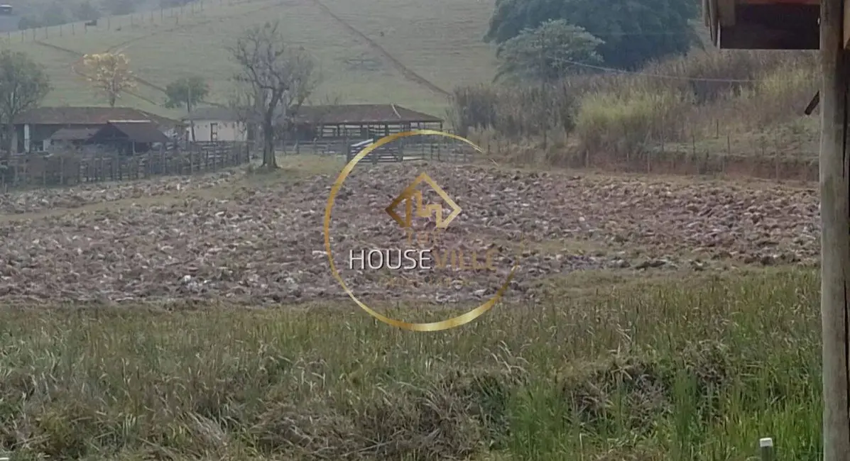 Chácara à venda, 7753m2 em Paraibuna - SP - imagem 4 Foto 4 de Chácara à venda, 7753m2 em Paraibuna - SP