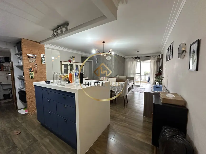 Apartamento com 3 quartos à venda, 105m2 em Sao Jose Dos Campos - SP - imagem 3 Foto 3 de Apartamento com 3 quartos à venda, 105m2 em Sao Jose Dos Campos - SP