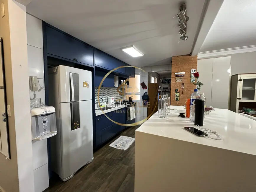 Apartamento com 3 quartos à venda, 105m2 em Sao Jose Dos Campos - SP - imagem 4 Foto 4 de Apartamento com 3 quartos à venda, 105m2 em Sao Jose Dos Campos - SP