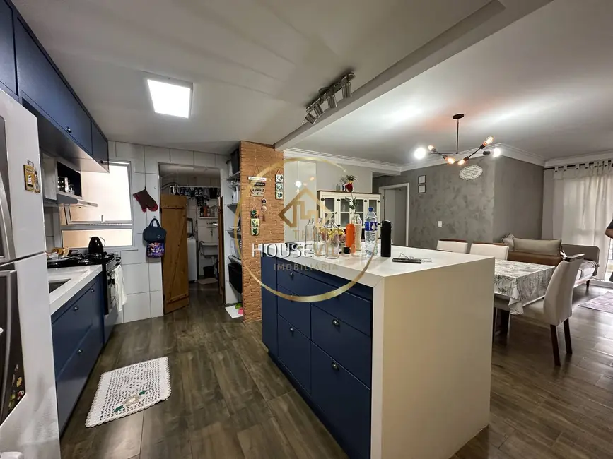 Apartamento com 3 quartos à venda, 105m2 em Sao Jose Dos Campos - SP - imagem 1 Foto 1 de Apartamento com 3 quartos à venda, 105m2 em Sao Jose Dos Campos - SP