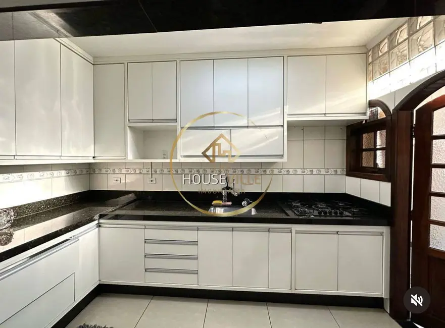 Foto 4 de Casa com 4 quartos à venda, 161m2 em Sao Jose Dos Campos - SP