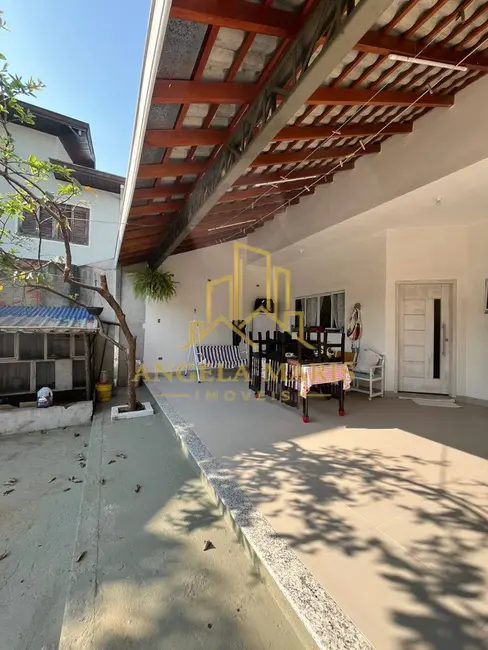 Casa com 2 quartos à venda, 150m2 em Sao Jose Dos Campos - SP - imagem 5 Foto 5 de Casa com 2 quartos à venda, 150m2 em Sao Jose Dos Campos - SP