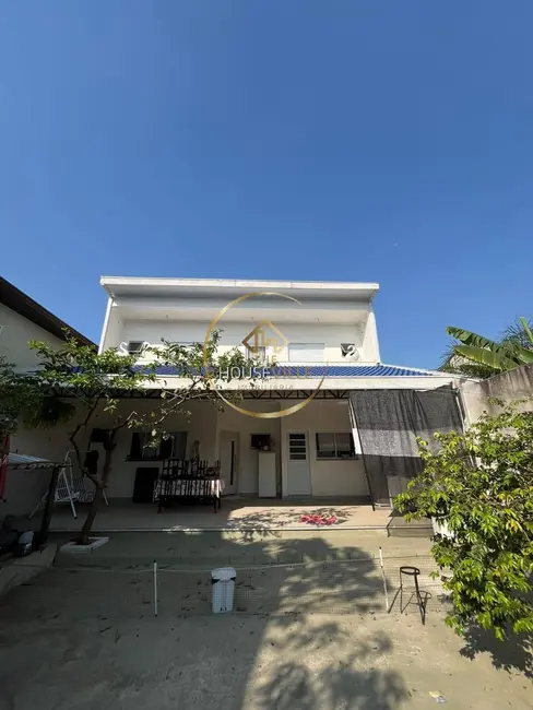 Casa com 2 quartos à venda, 150m2 em Sao Jose Dos Campos - SP - imagem 1 Foto 1 de Casa com 2 quartos à venda, 150m2 em Sao Jose Dos Campos - SP