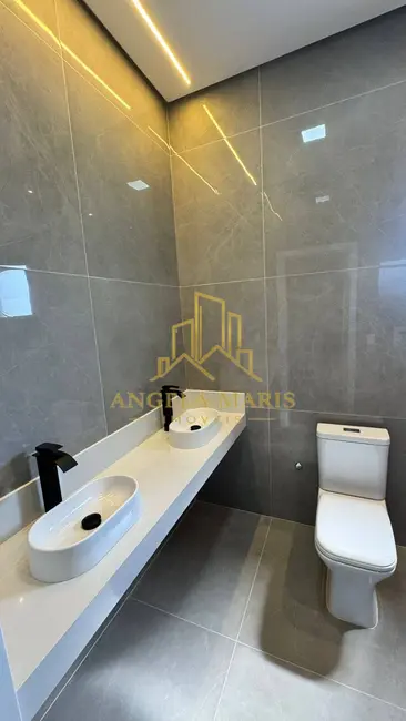 Foto 8 de Casa de Condomínio com 3 quartos à venda, 224m2 em Cacapava - SP