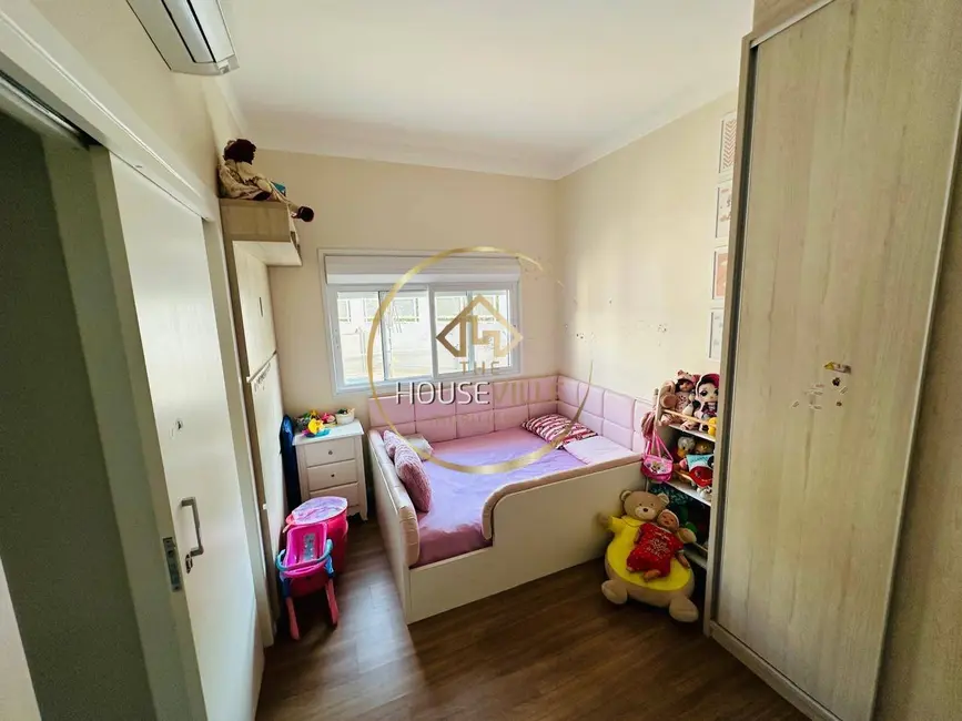 Foto 9 de Casa de Condomínio com 3 quartos à venda, 320m2 em Sao Jose Dos Campos - SP