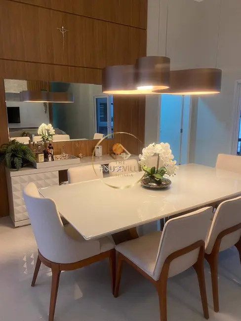 Foto 5 de Casa de Condomínio com 3 quartos à venda, 320m2 em Sao Jose Dos Campos - SP