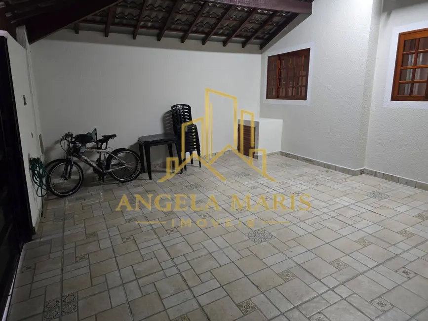Foto 3 de Casa com 3 quartos à venda, 90m2 em Loteamento Villa Branca, Jacarei - SP