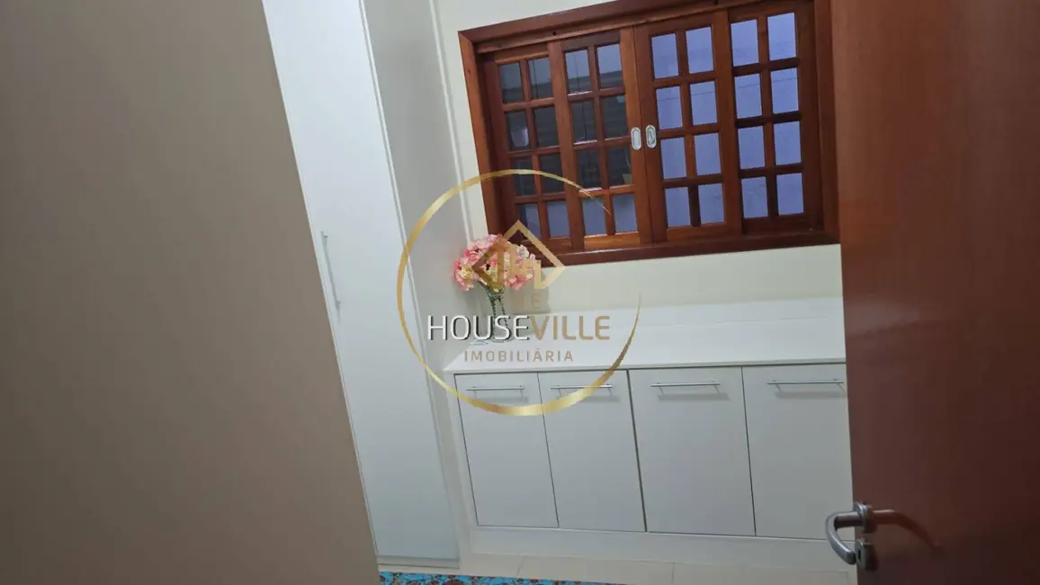 Foto 8 de Casa com 3 quartos à venda, 90m2 em Loteamento Villa Branca, Jacarei - SP