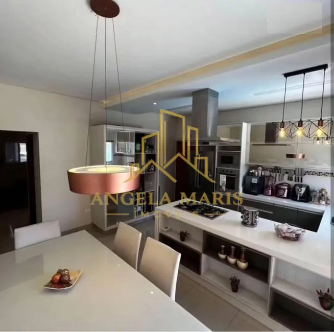Apartamento com 3 quartos à venda, 137m2 em Loteamento Villa Branca, Jacarei - SP - imagem 3 Foto 3 de Apartamento com 3 quartos à venda, 137m2 em Loteamento Villa Branca, Jacarei - SP
