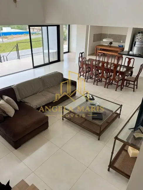Foto 1 de Casa de Condomínio com 4 quartos à venda, 300m2 em Sao Jose Dos Campos - SP