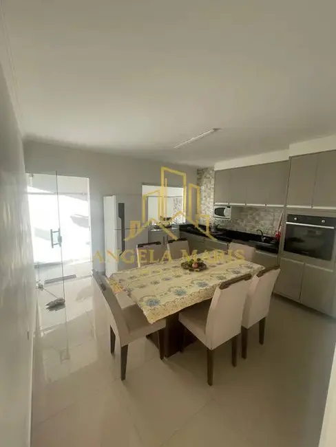 Foto 2 de Casa com 3 quartos à venda, 139m2 em Sao Jose Dos Campos - SP