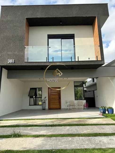 Foto 1 de Casa de Condomínio com 4 quartos à venda, 182m2 em Jardim Jacinto, Jacarei - SP