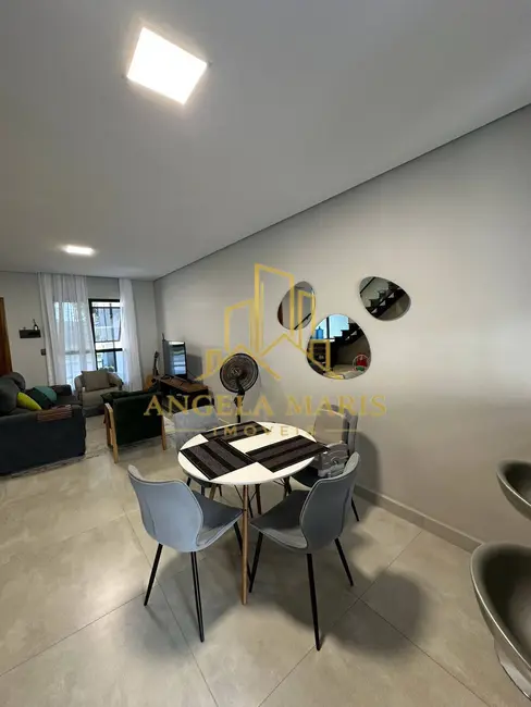 Foto 3 de Casa de Condomínio com 4 quartos à venda, 182m2 em Jardim Jacinto, Jacarei - SP