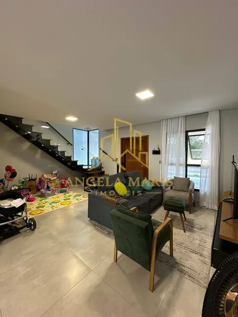 Foto 1 de Casa de Condomínio com 4 quartos à venda, 182m2 em Jardim Jacinto, Jacarei - SP