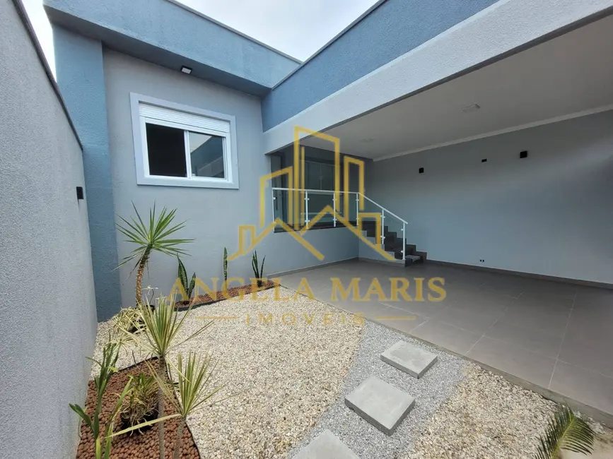 Foto 2 de Casa com 3 quartos à venda, 131m2 em Jardim Altos de Santana II, Jacarei - SP