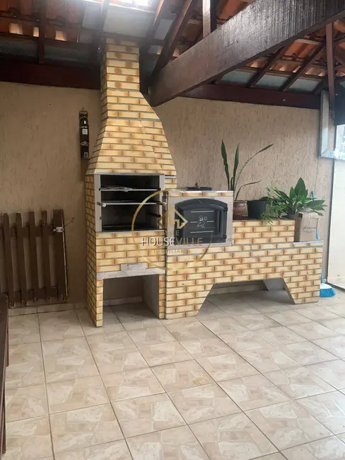 Casa com 3 quartos à venda, 125m2 em Sao Jose Dos Campos - SP - imagem 4 Foto 4 de Casa com 3 quartos à venda, 125m2 em Sao Jose Dos Campos - SP