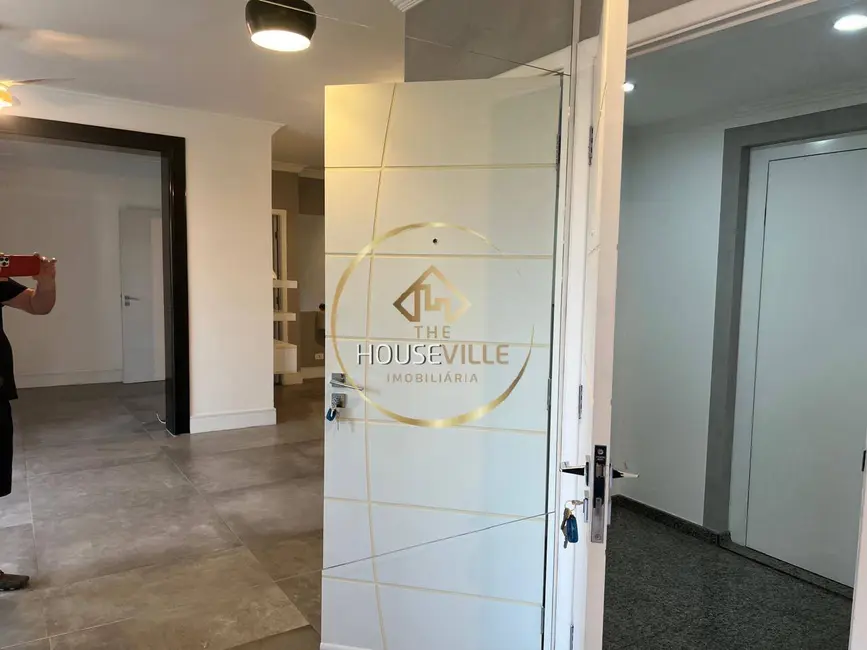 Apartamento com 3 quartos à venda, 129m2 em Sao Jose Dos Campos - SP - imagem 9 Foto 9 de Apartamento com 3 quartos à venda, 129m2 em Sao Jose Dos Campos - SP