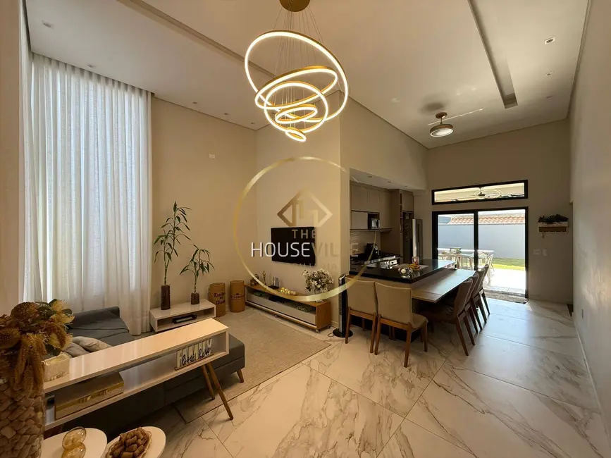 Foto 4 de Casa de Condomínio com 3 quartos à venda, 300m2 em Cacapava - SP