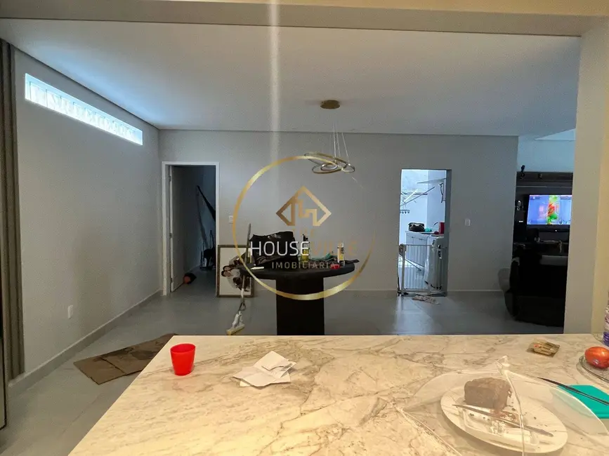 Foto 6 de Sobrado com 4 quartos à venda, 268m2 em Sao Jose Dos Campos - SP