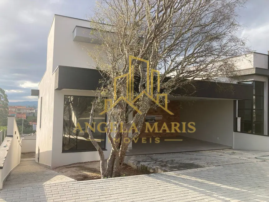 Foto 1 de Casa de Condomínio com 3 quartos à venda, 220m2 em Cacapava - SP