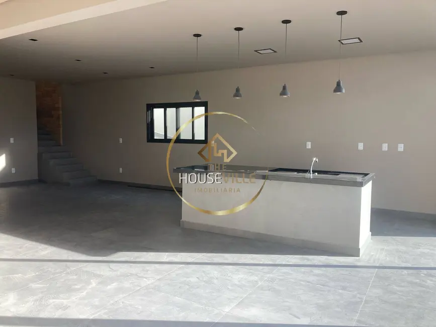 Foto 5 de Casa de Condomínio com 3 quartos à venda, 220m2 em Cacapava - SP