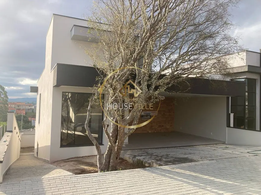 Foto 1 de Casa de Condomínio com 3 quartos à venda, 220m2 em Cacapava - SP