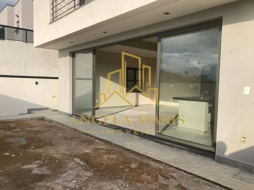 Foto 8 de Casa de Condomínio com 3 quartos à venda, 220m2 em Cacapava - SP