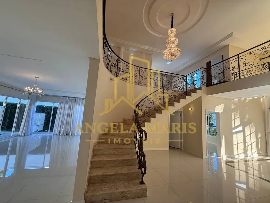Casa de Condomínio com 4 quartos à venda, 500m2 em Jardim Paraíba, Jacarei - SP - imagem 6 Foto 6 de Casa de Condomínio com 4 quartos à venda, 500m2 em Jardim Paraíba, Jacarei - SP