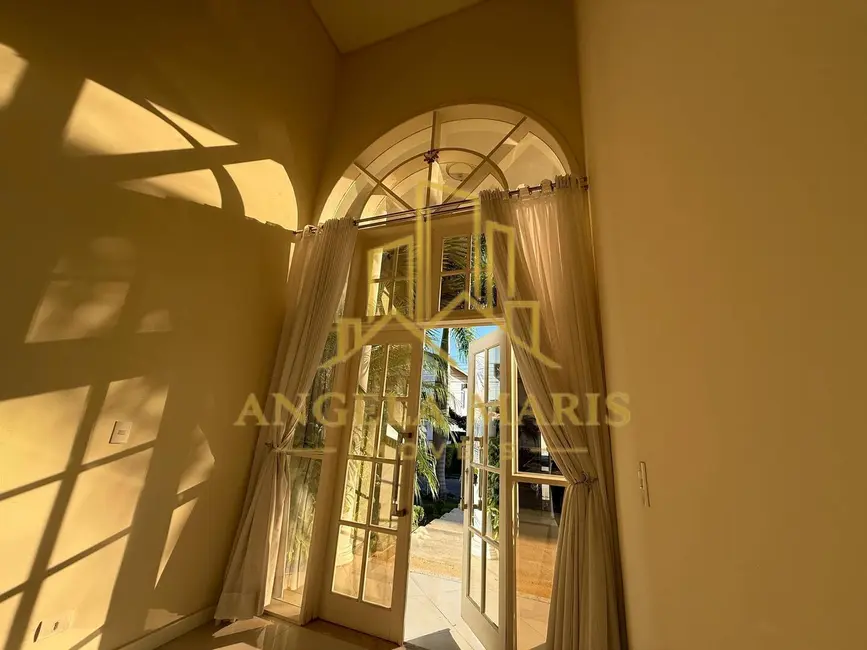 Casa de Condomínio com 4 quartos à venda, 500m2 em Jardim Paraíba, Jacarei - SP - imagem 4 Foto 4 de Casa de Condomínio com 4 quartos à venda, 500m2 em Jardim Paraíba, Jacarei - SP