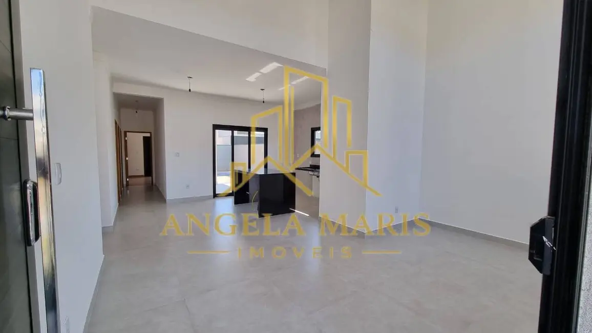 Foto 2 de Casa de Condomínio com 3 quartos à venda, 300m2 em Cacapava - SP
