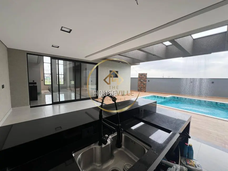 Foto 4 de Casa de Condomínio com 3 quartos à venda, 320m2 em Parque Residencial Maria Elmira, Cacapava - SP