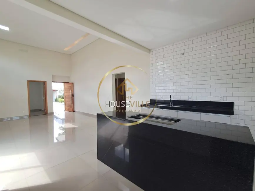 Foto 2 de Casa de Condomínio com 3 quartos à venda e para alugar, 160m2 em Cacapava - SP