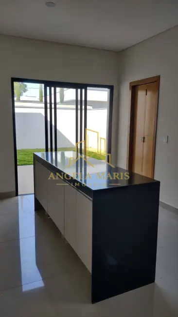 Foto 5 de Casa de Condomínio com 3 quartos à venda, 160m2 em Cacapava - SP