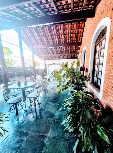 Foto 5 de Casa com 4 quartos à venda, 199m2 em Sao Jose Dos Campos - SP