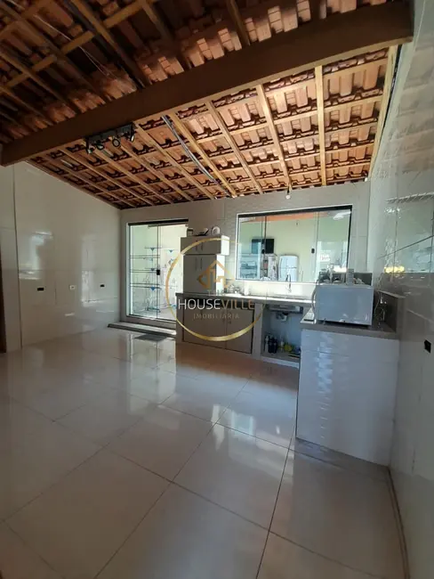 Foto 2 de Casa com 2 quartos à venda, 138m2 em Sao Jose Dos Campos - SP