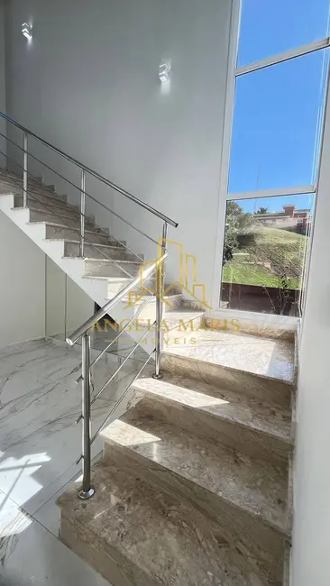 Foto 9 de Casa de Condomínio com 3 quartos à venda, 350m2 em Rio Comprido, Jacarei - SP