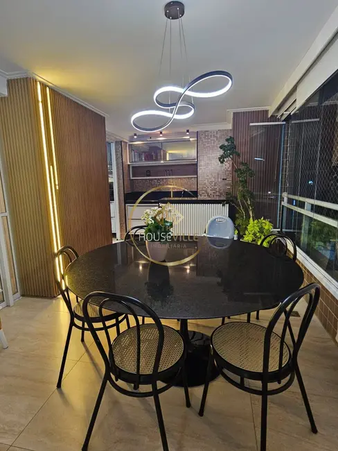 Apartamento com 3 quartos à venda, 182m2 em Sao Jose Dos Campos - SP - imagem 6 Foto 6 de Apartamento com 3 quartos à venda, 182m2 em Sao Jose Dos Campos - SP