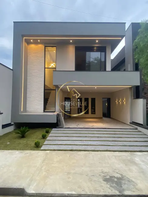 Foto 1 de Casa de Condomínio com 3 quartos à venda, 220m2 em Jardim Jacinto, Jacarei - SP