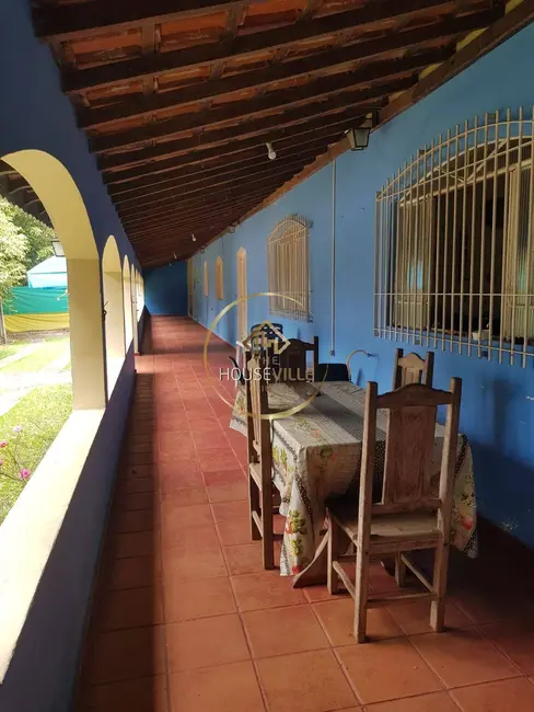 Foto 2 de Chácara com 10 quartos à venda, 170m2 em Jacarei - SP