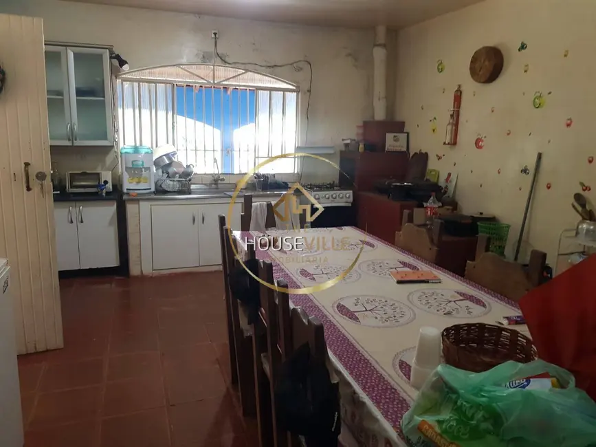 Foto 8 de Chácara com 10 quartos à venda, 170m2 em Jacarei - SP