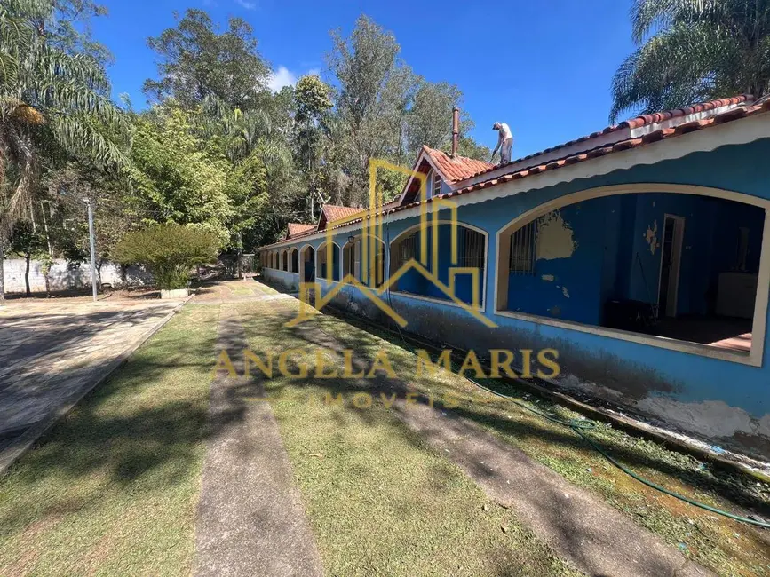 Foto 3 de Chácara com 10 quartos à venda em Jacarei - SP