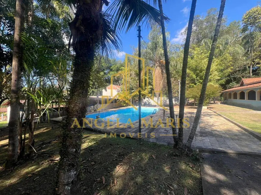 Foto 2 de Chácara com 10 quartos à venda em Jacarei - SP