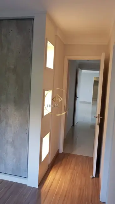 Foto 9 de Apartamento com 3 quartos à venda, 147m2 em Sao Jose Dos Campos - SP